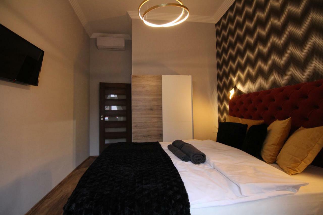 Center Of The Center, The Grand Deluxe Daire Budapeşte Dış mekan fotoğraf