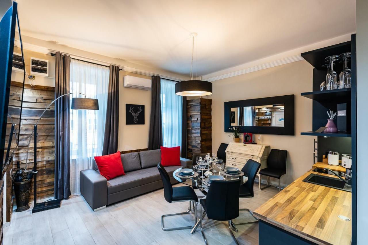 Center Of The Center, The Grand Deluxe Daire Budapeşte Dış mekan fotoğraf
