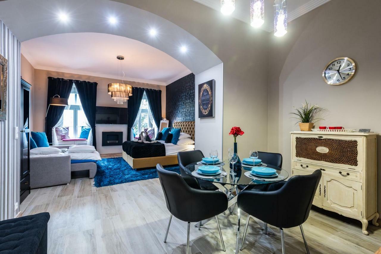 Center Of The Center, The Grand Deluxe Daire Budapeşte Dış mekan fotoğraf